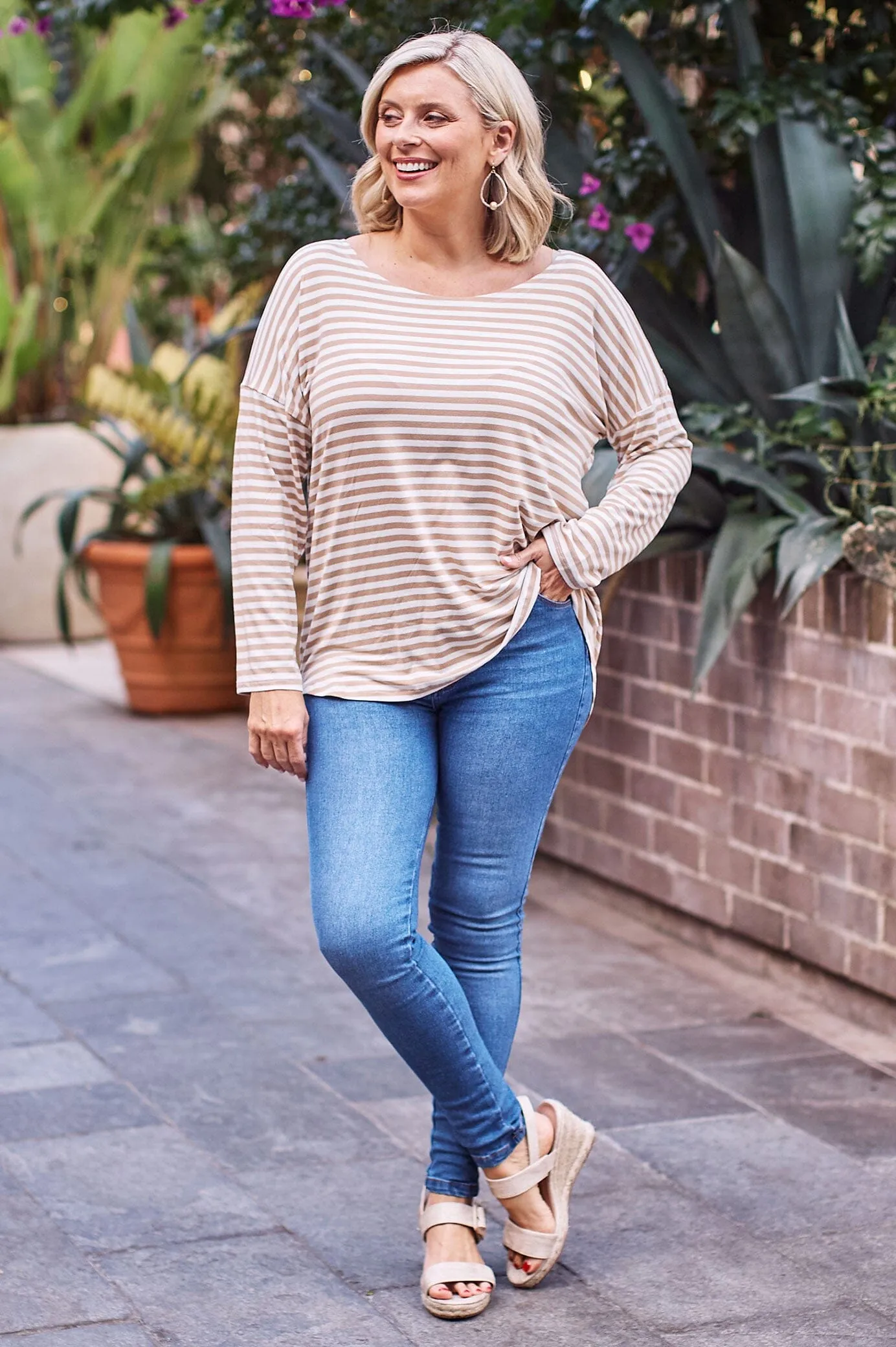 Erica Essential Top Round Neck Striped Camel