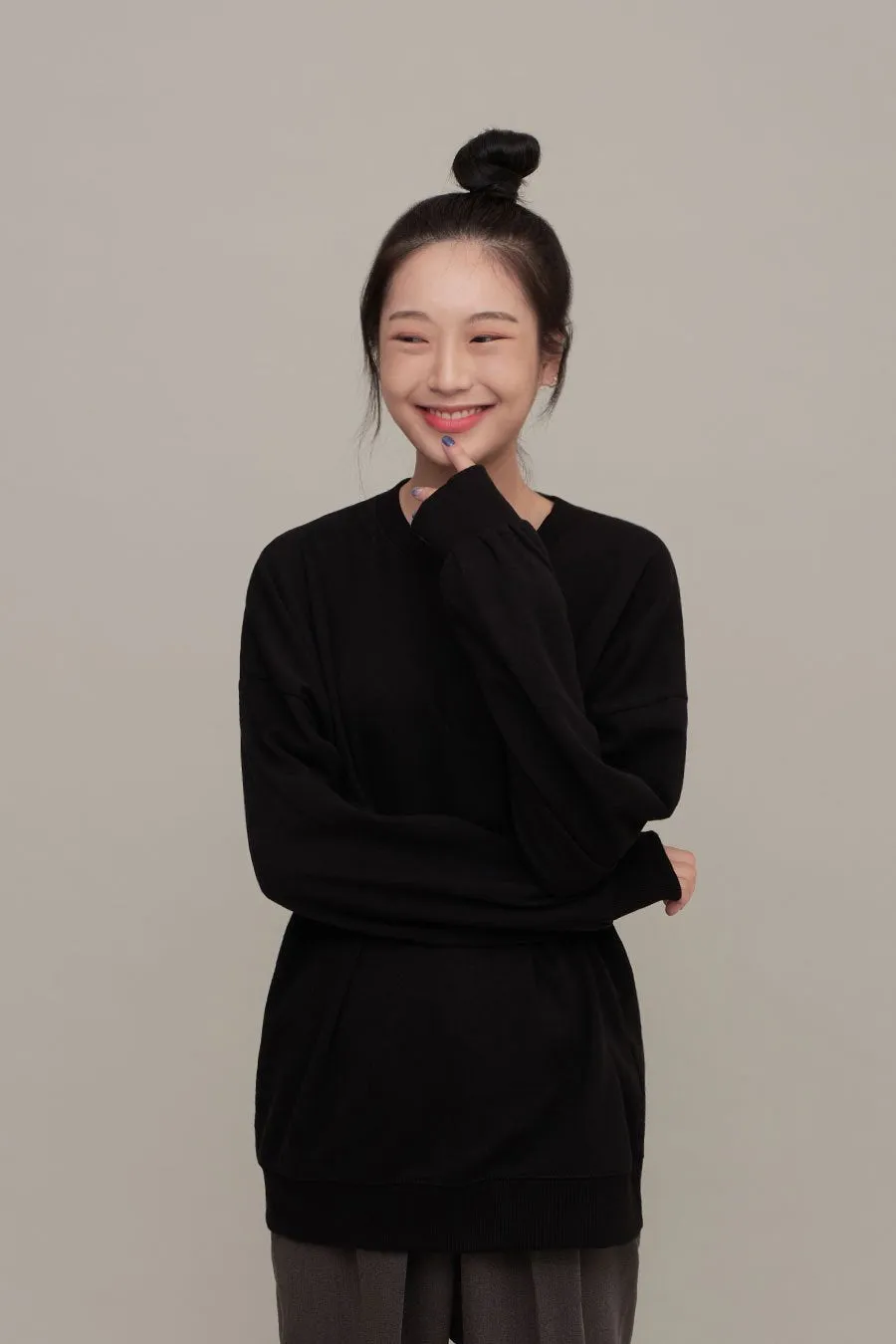 Essential Sweatshirt F17