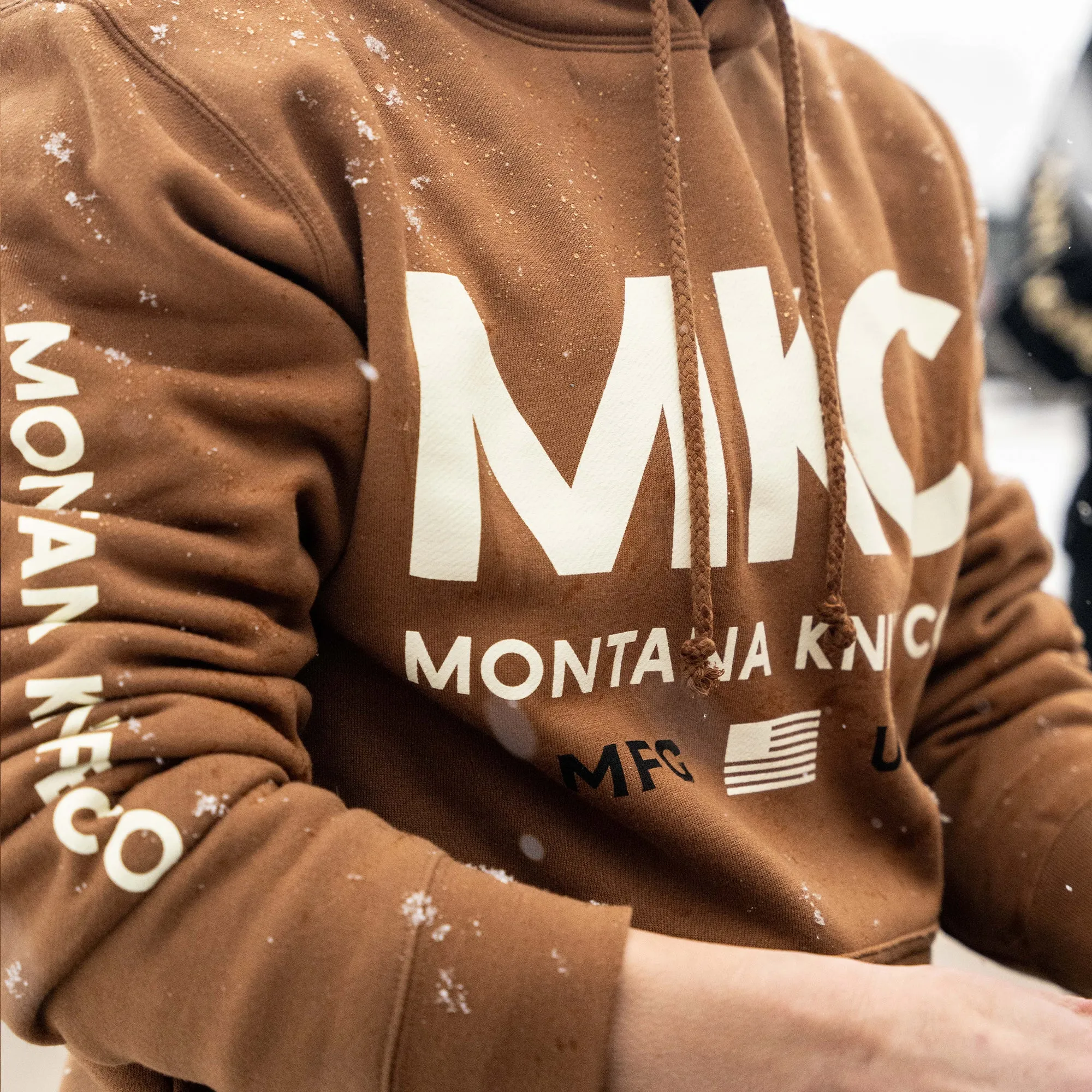 MKC LARGE LOGO HOODIE - SADDLE